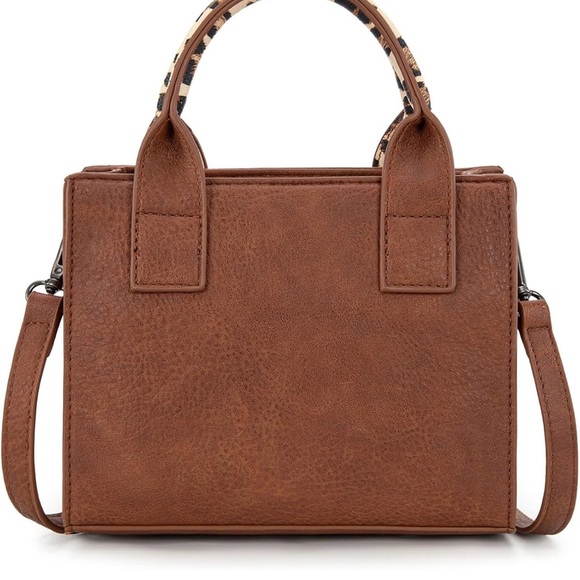 Wrangler Mini Tote Leopard Print Western Crossbody Purse 7.9"L X 3.5"W X 6.2"H - Picture 4 of 5